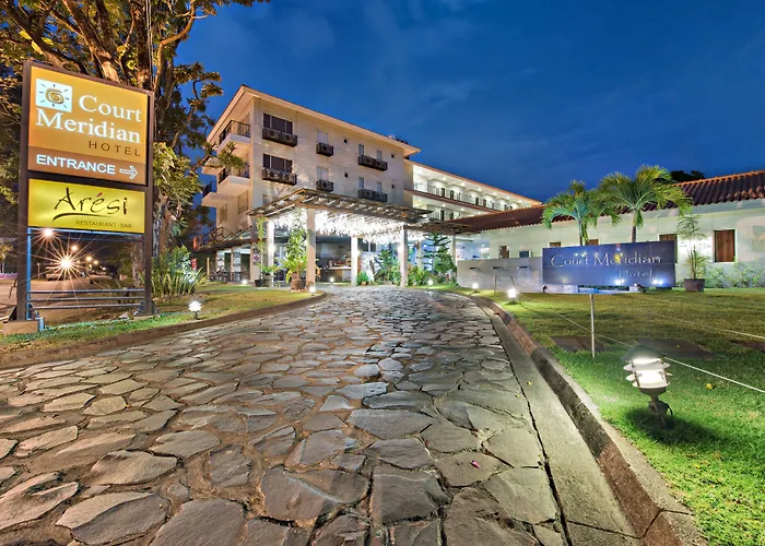Court Meridian Hotel & Suites