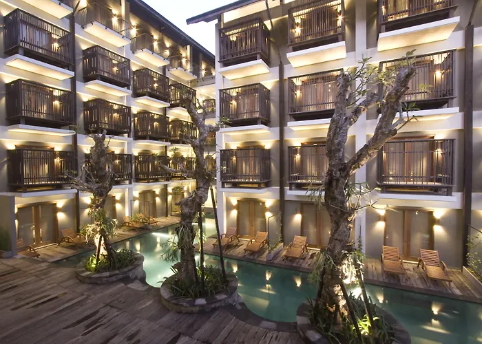 Sanur (Bali) Beach Resorts