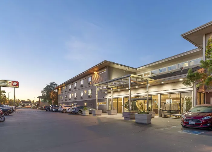Best Western Plus Bayside Hotel