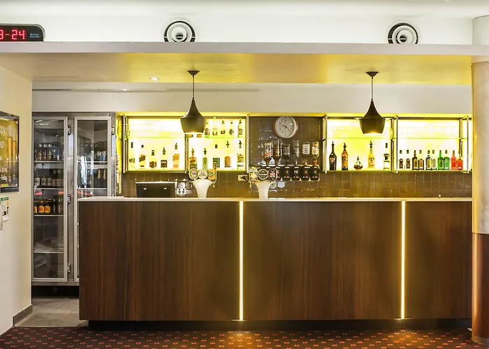 Ramada Hotel & Suites By Wyndham Cabramatta