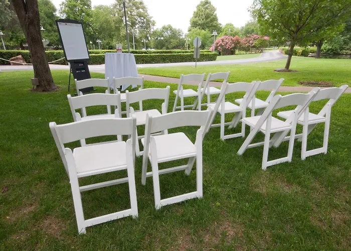 Cooper Hotel Conference Center & Spa