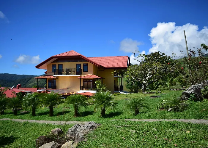 Guayabo Lodge