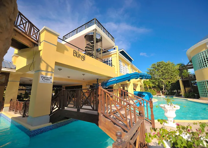 Jewel Paradise Cove Adult Beach Resort & Spa