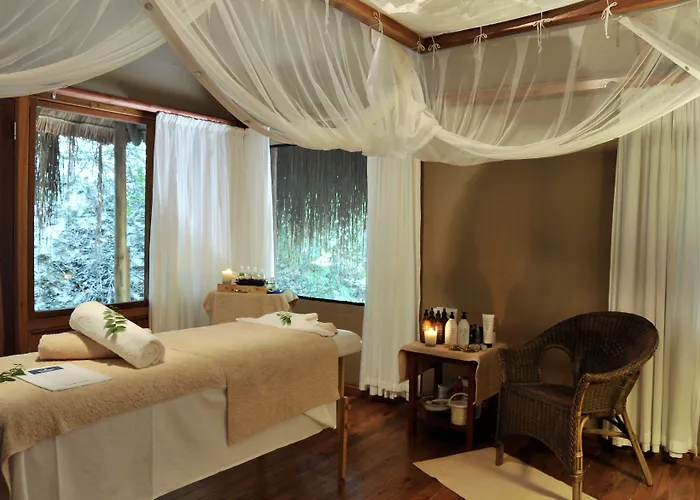 Machangulo Beach Lodge