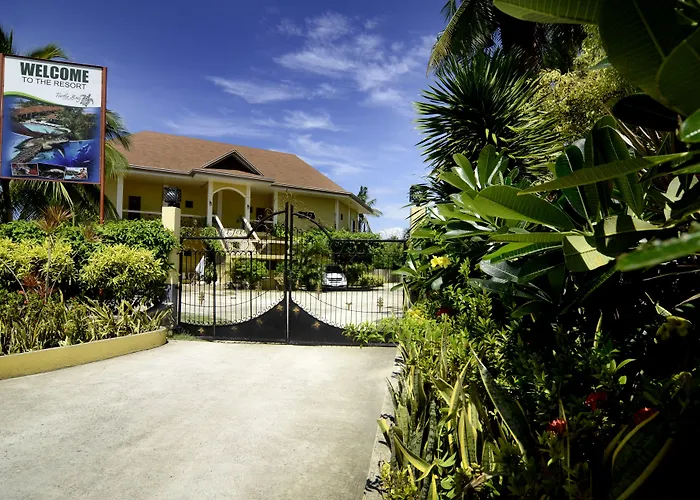 Turtle Bay Dive Resort