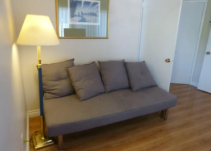 Oasis By The Bay Vacation Suites