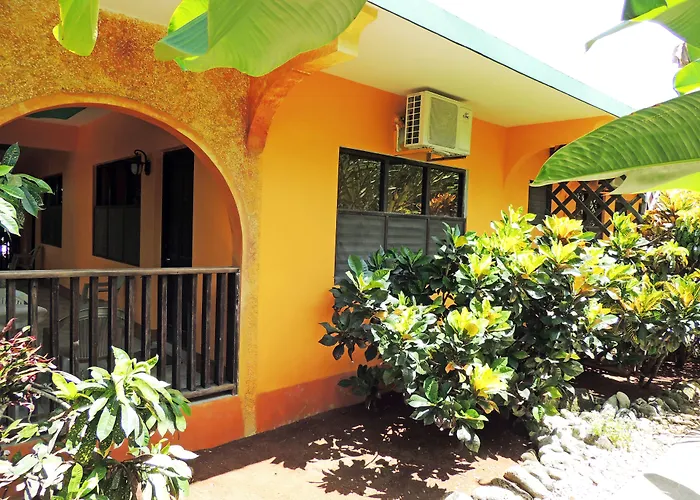 Sunrise Club Hotel