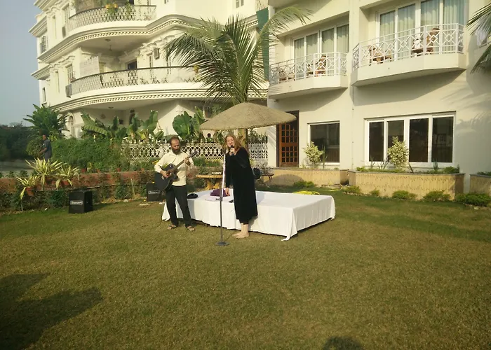 Hotel Surya, Kaiser Palace