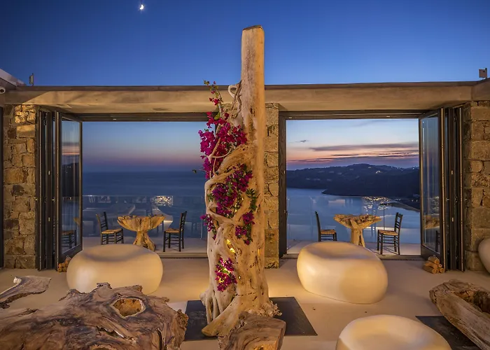 Myconian Utopia Relais & Chateaux