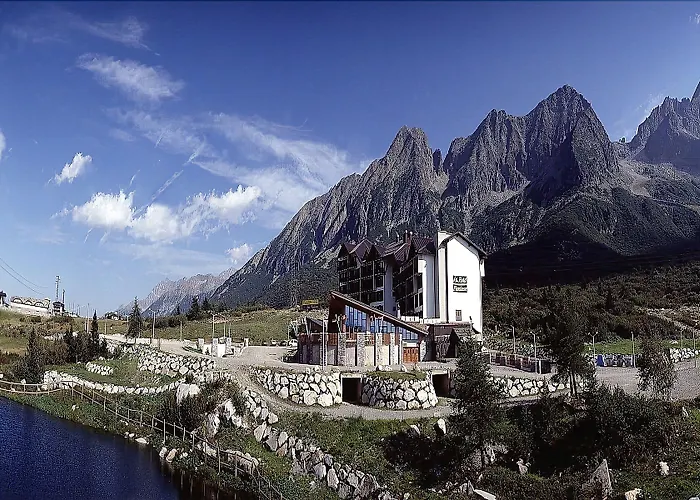Hotel Piandineve