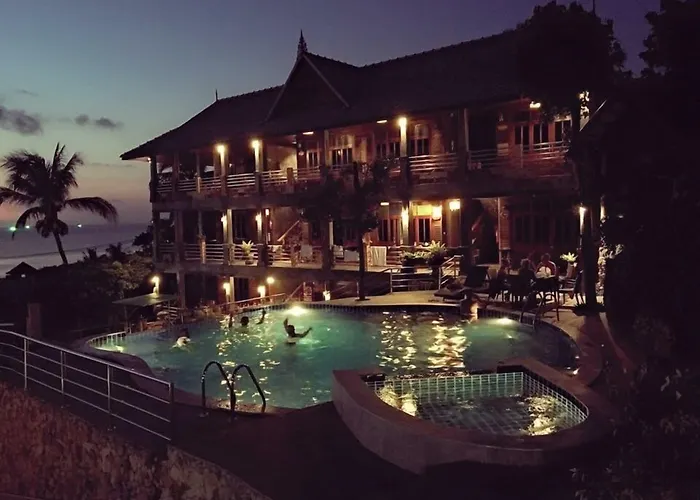 Sea Rock Resort
