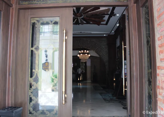Hotel Luna