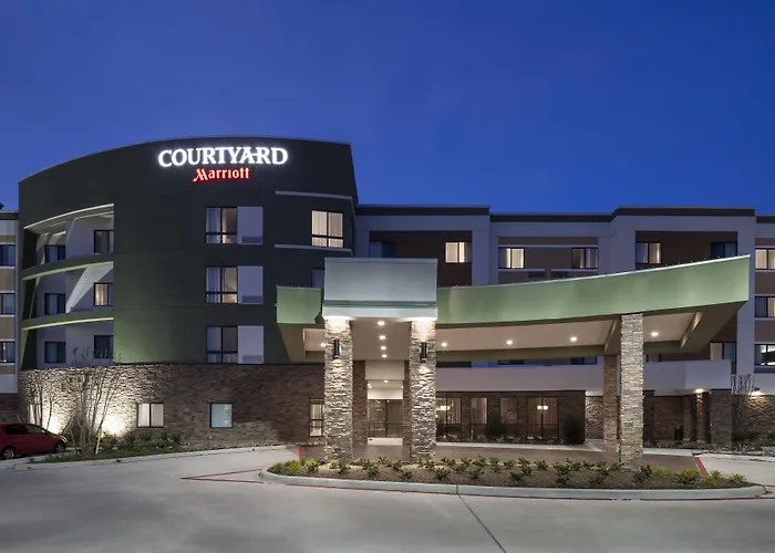Courtyard By Marriott Houston North/Shenandoah