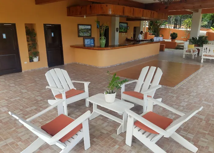 Jarabacoa River Club & Resort