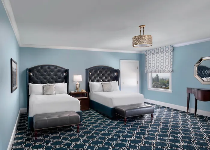 Claremont Resort & Club