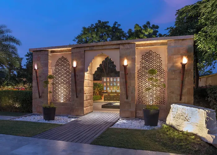 Courtyard By Marriott Agra
