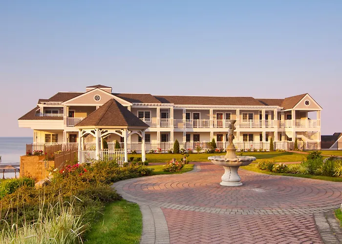 Water'S Edge Resort & Spa