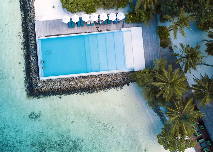 Summer Island Maldives