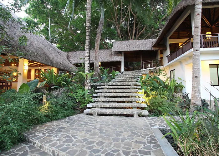 Amun Ini Beach Resort & Spa