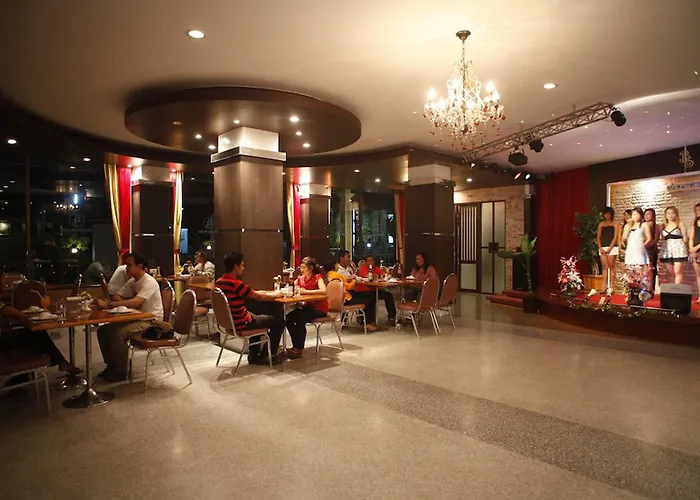 Boon Siam Hotel