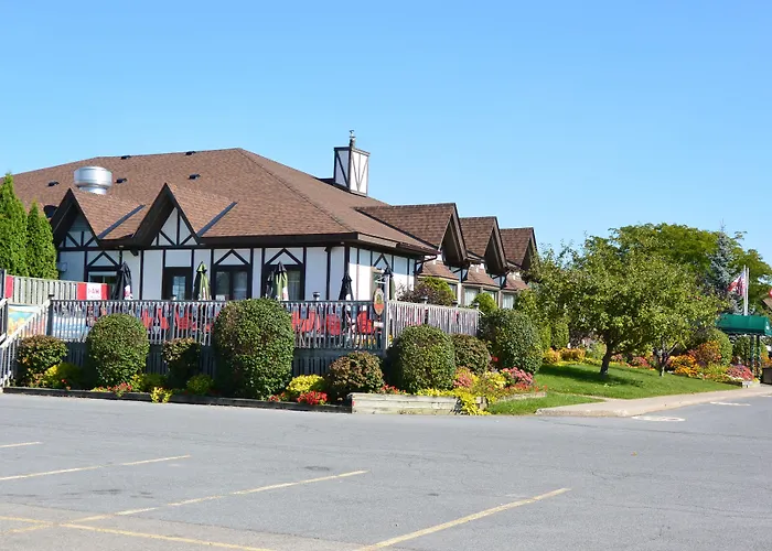 Mcintosh Country Inn & Conference Centre