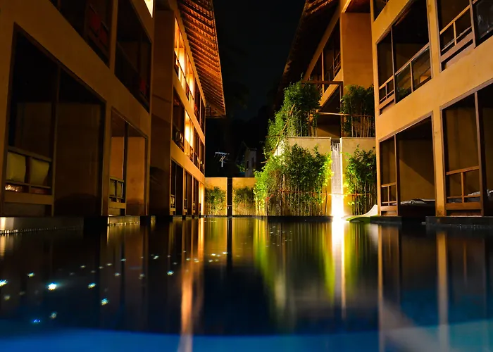 Ko Phi Phi Beach Resorts