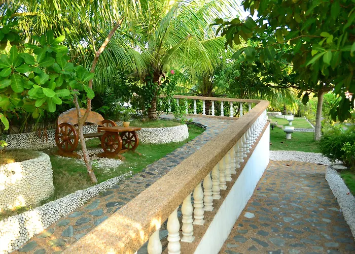 Eden Resort
