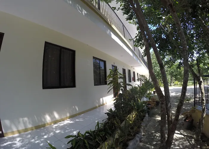 Reddoorz Premium @ Napaling Point Tangnan