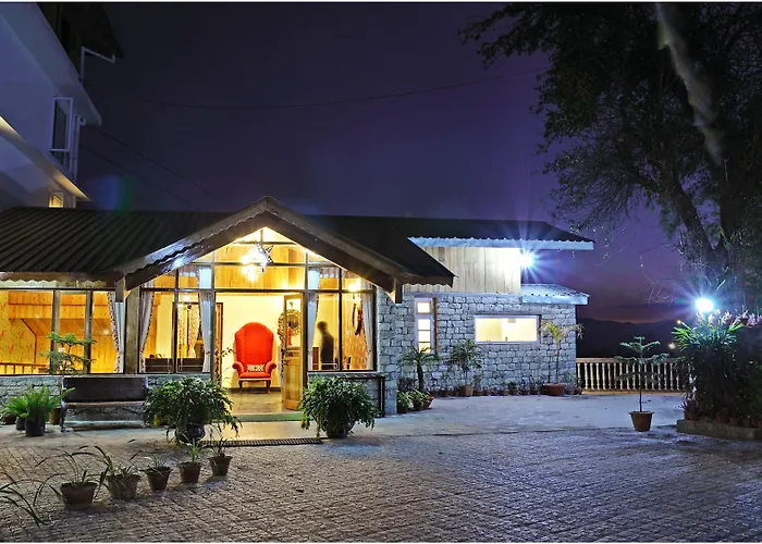 Summit Namnang Courtyard & Spa 5 Mins Walk To Mg Marg