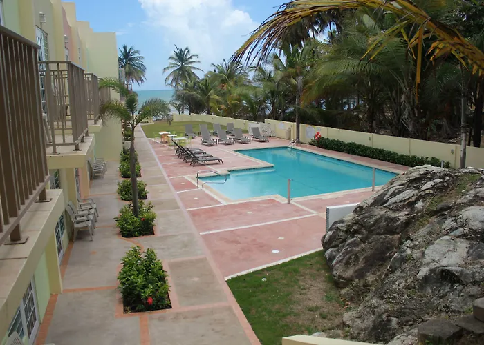 Hotel Lucia Beach