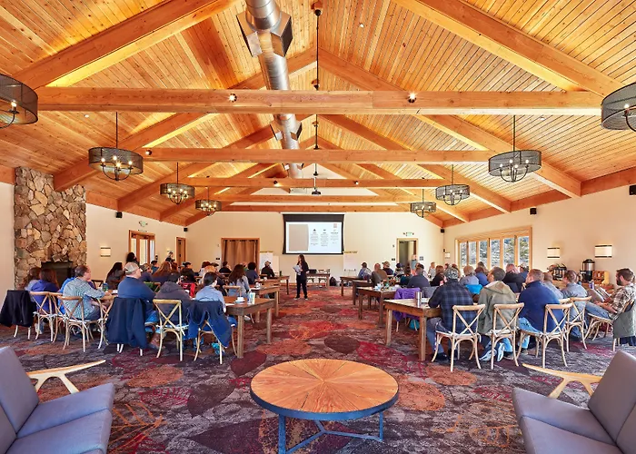 Rush Creek Lodge At Yosemite