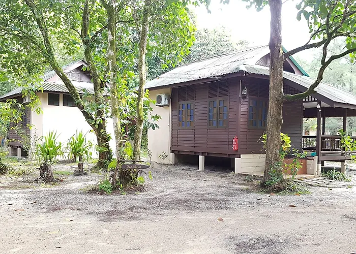 Pandan Laut Beach Resort