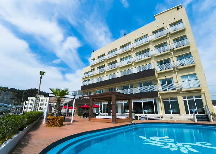 Sayan Terrace Hotel & Resort