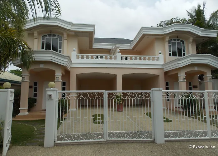 Bearland Paradise Resort
