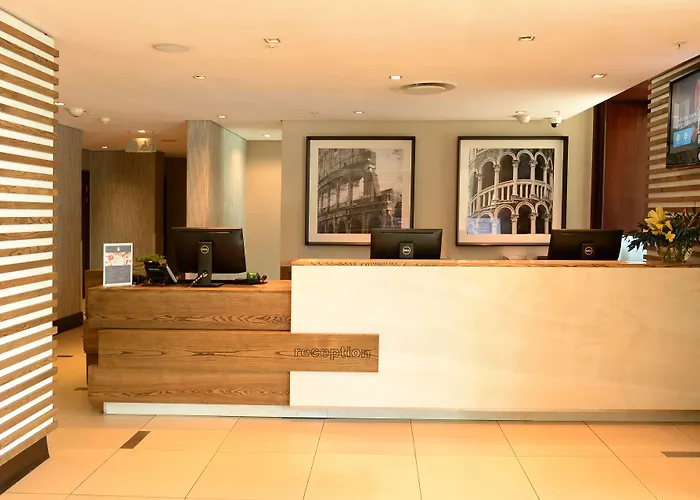 Piazza Hotel Montecasino