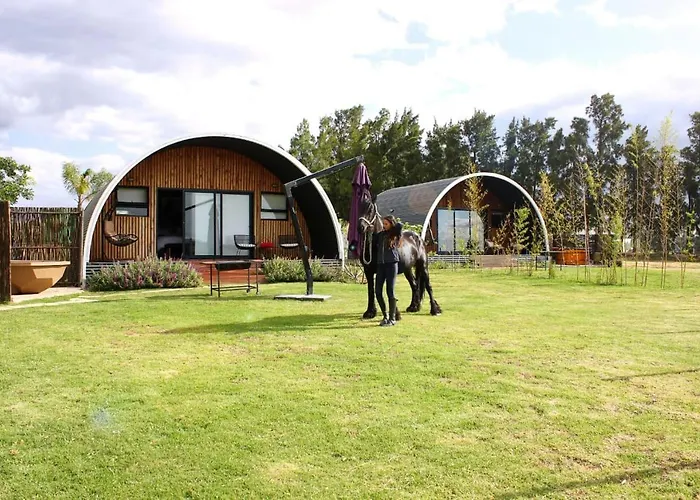 La Vita Romantic Getaway Cabin