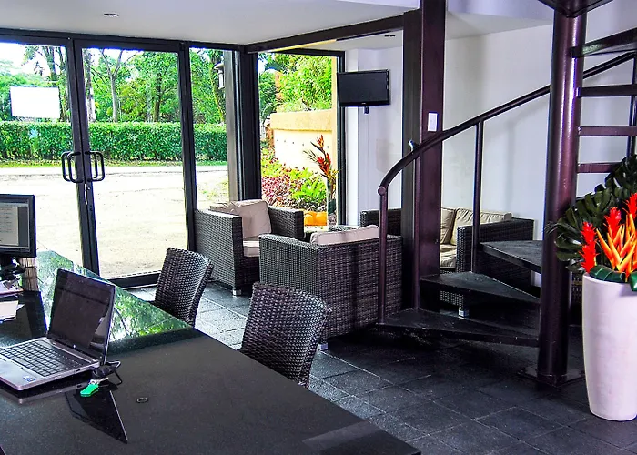 Tulemar Resort