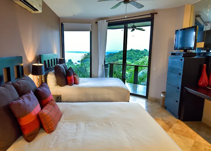 Tulemar Resort