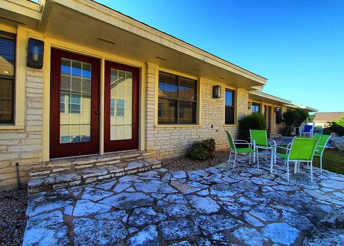 The Shores At Lake Travis
