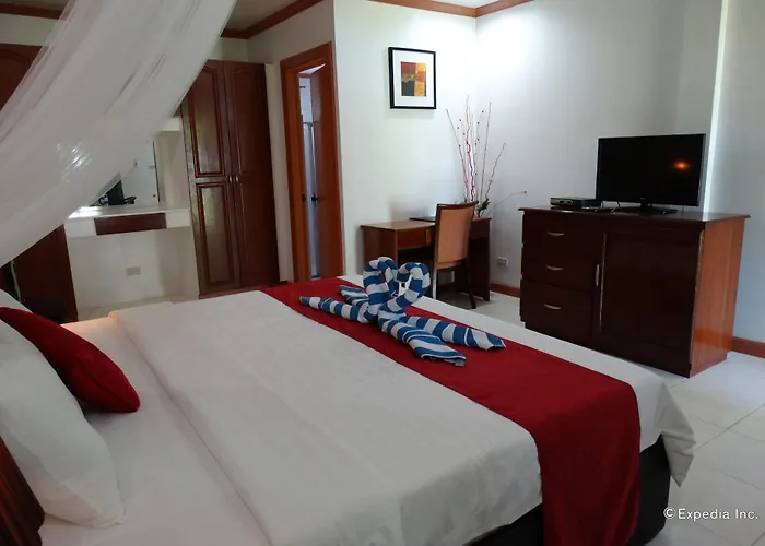 Anda White Beach Resort