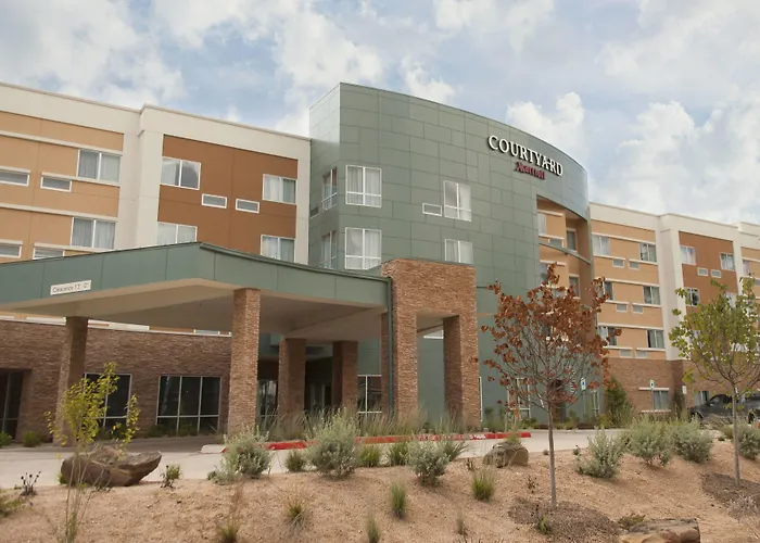 Courtyard By Marriott Houston City Place