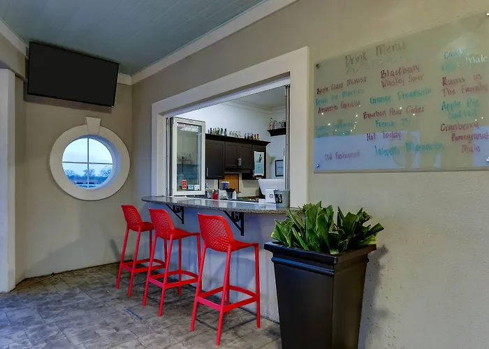 The Mantissa Hotel And Rooftop Bar