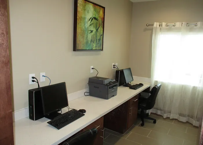 Best Western Plus Galveston Suites