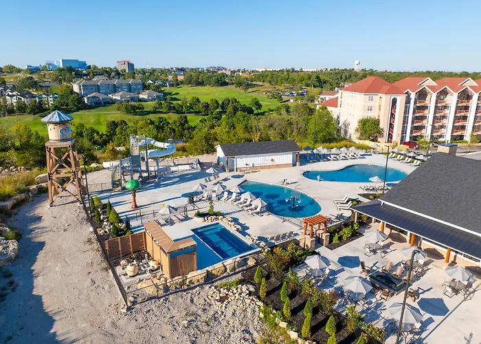 Grand Crowne Resort