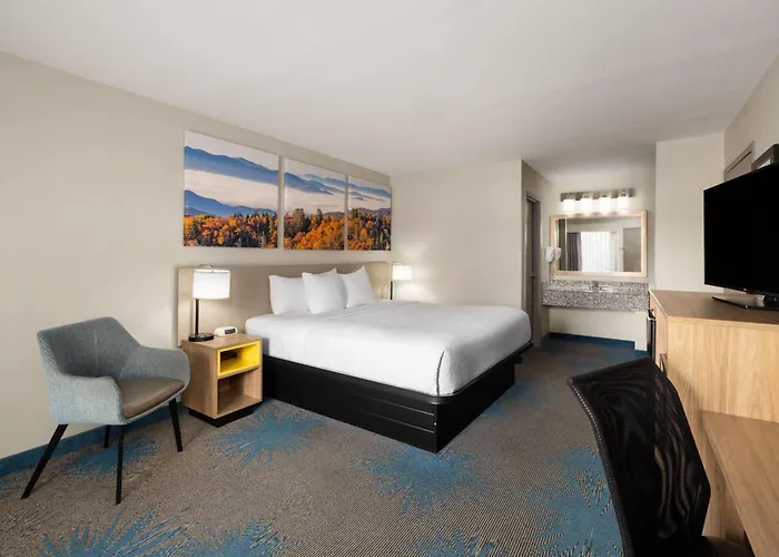 Days Inn By Wyndham Murphy