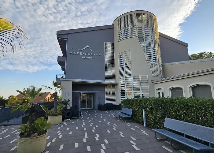 Linguaglossa Resorts