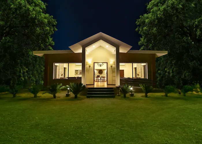Lemon Tree Wildlife Resort, Bandhavgarh