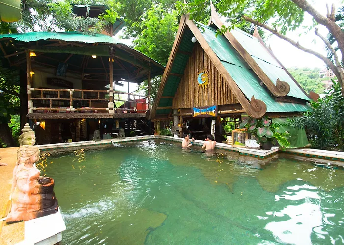 Tropical Garden Bungalow