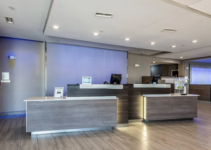 Fairfield Inn & Suites By Marriott St. Joseph Stevensville