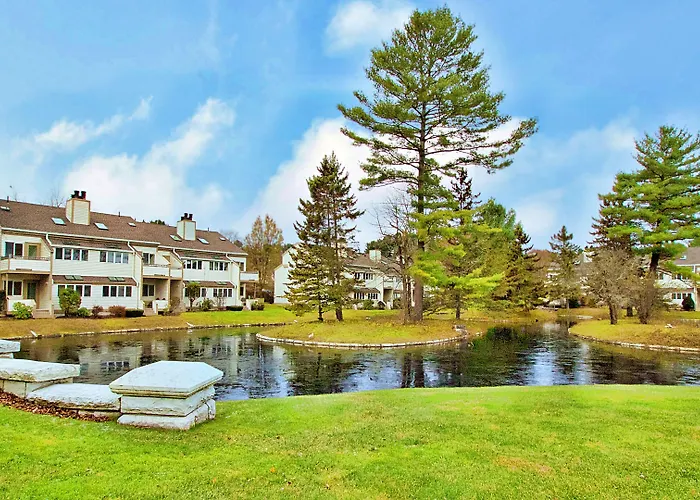 The Ponds At Foxhollow